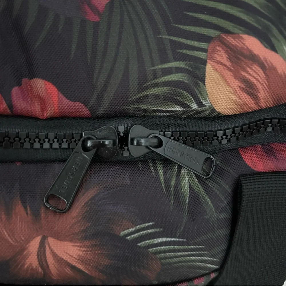 Herschel Supply Company Tropical Black Floral Duffel Bag Large - Picture 6 of 16